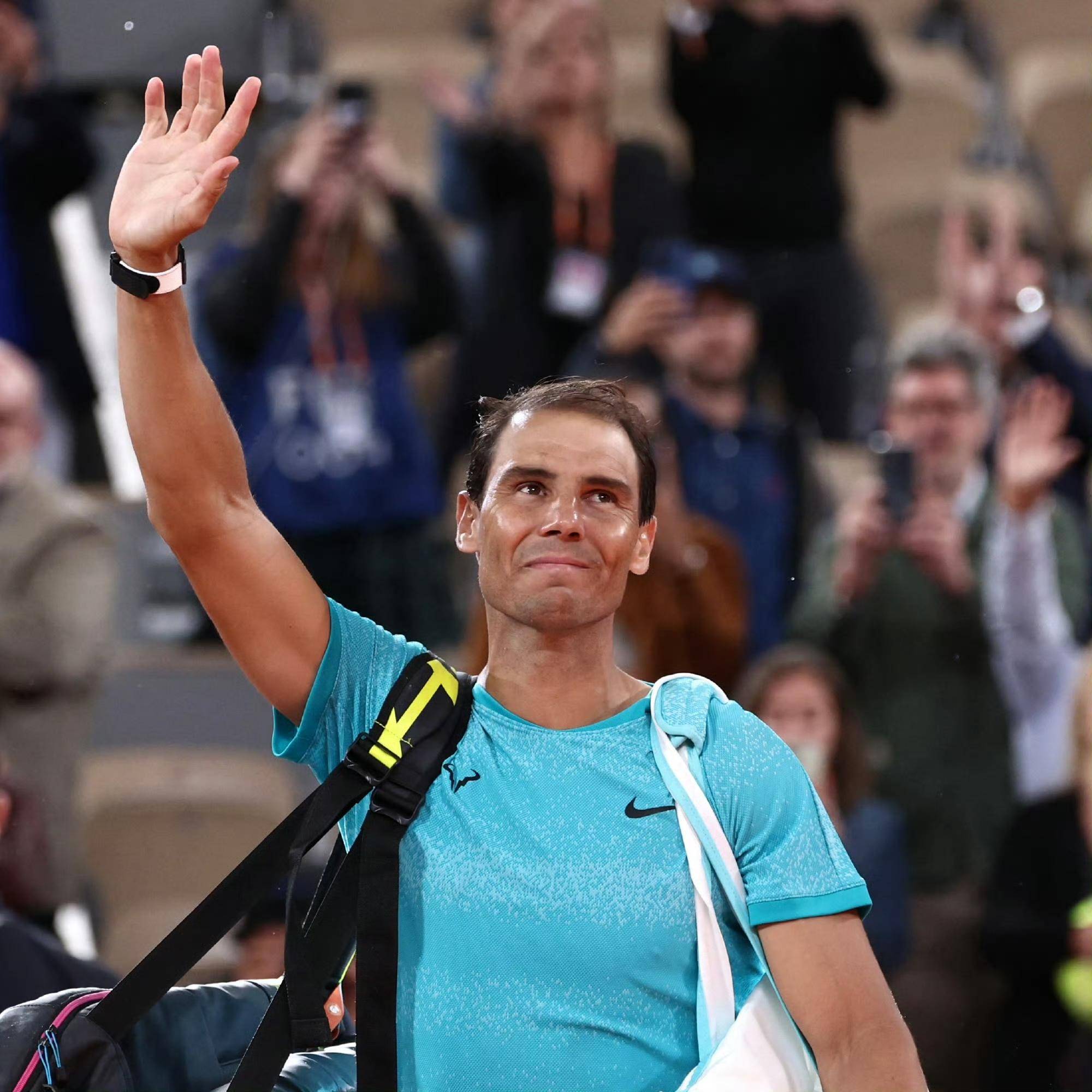 纳达尔重返赛场,重返赛场首场状态出色,切尔西观众沸腾!的简单介绍 纳达尔重返赛场,重返赛场首场状态出色,切尔西观众沸腾!的简单介绍