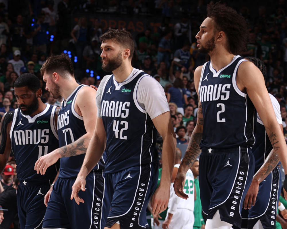 东契奇连续二十场比赛得分超过最后时刻胜出，独行侠不断突破！的简单介绍