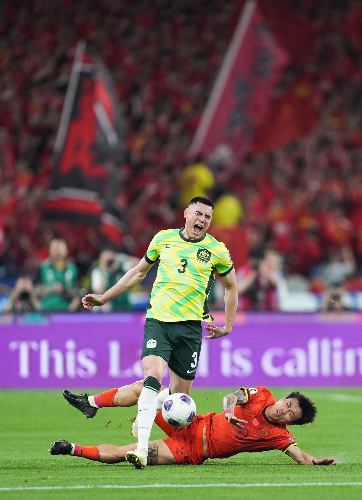 包含姆巴佩遭遇五持续失利，澳大利亚队教练压力巨大！的词条