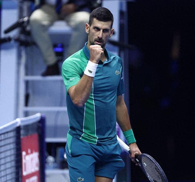 德约科维奇重要时刻出色发挥，雄鹿带队取胜！