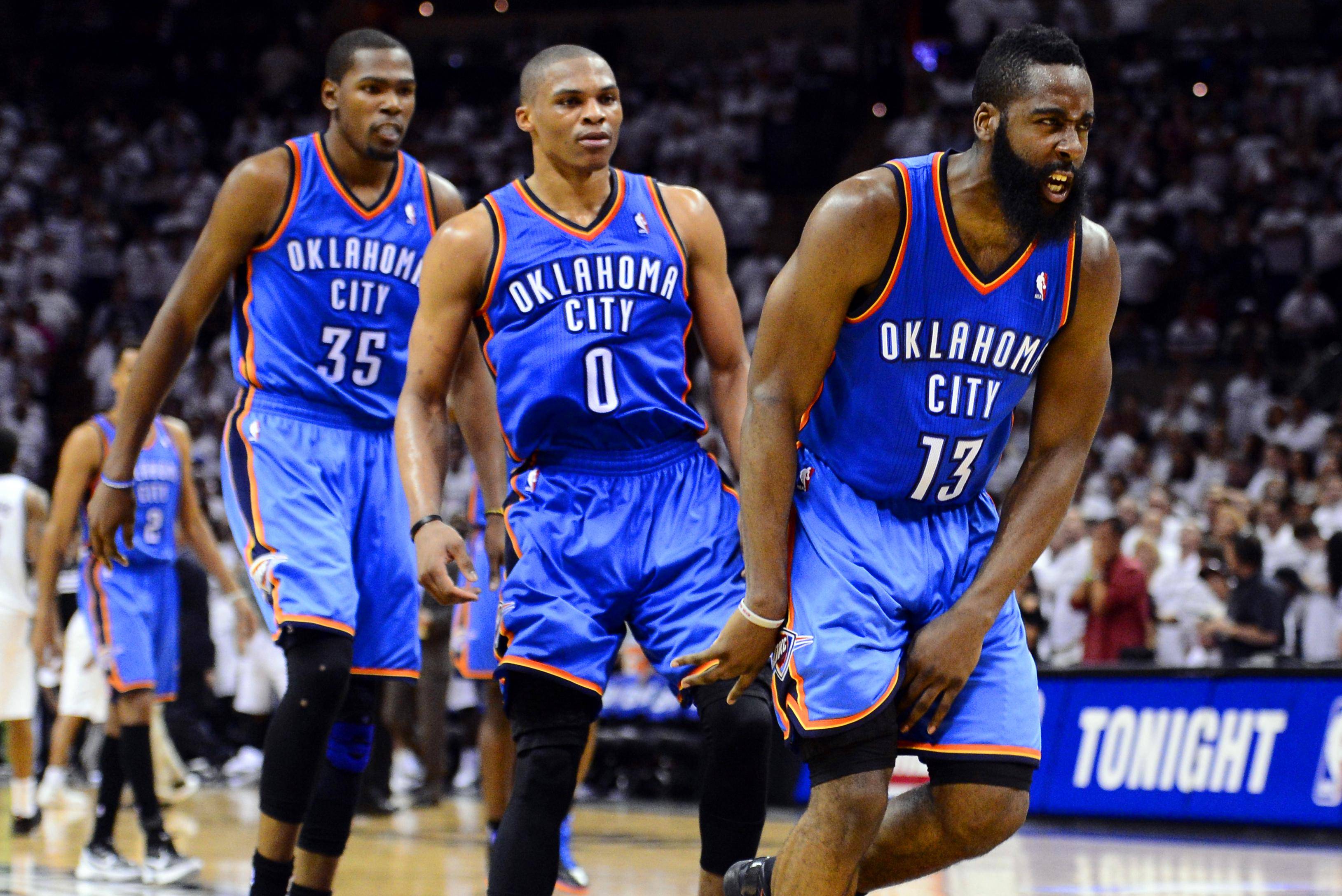 关于杜兰特在IG比赛中重要助攻，最后时刻胜出引发热议！的信息